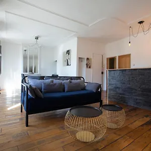 Apartment Cosy Republique