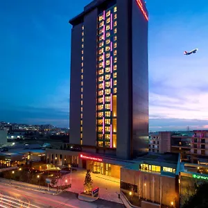 Hotel Hilton Garden Atatuerk Airport Istanboel
